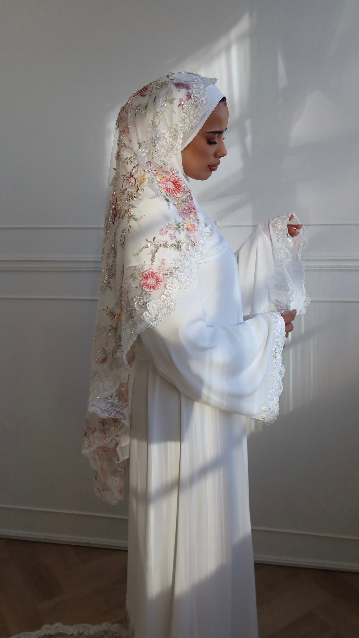 Laila veil