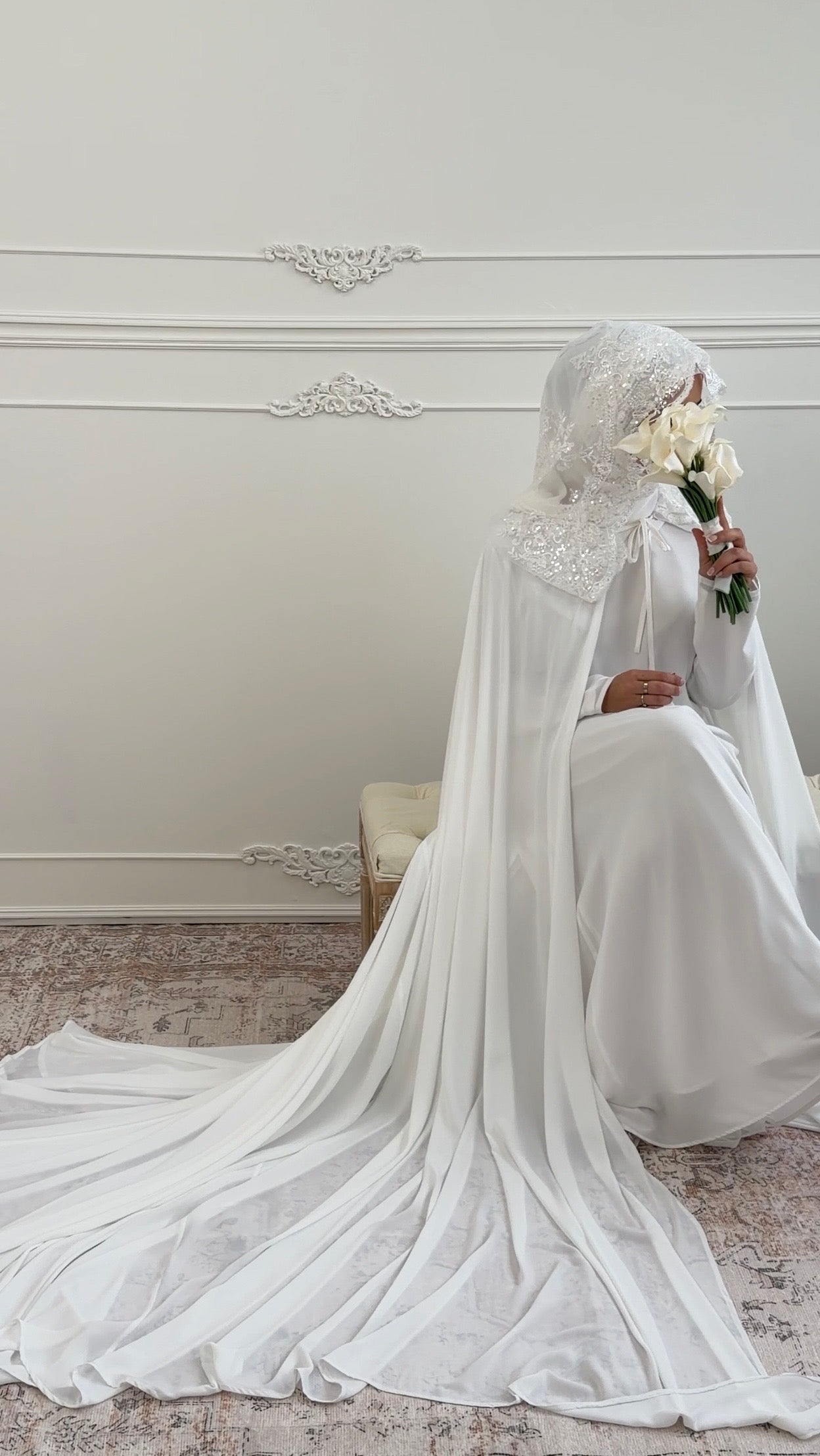 Isabella cape