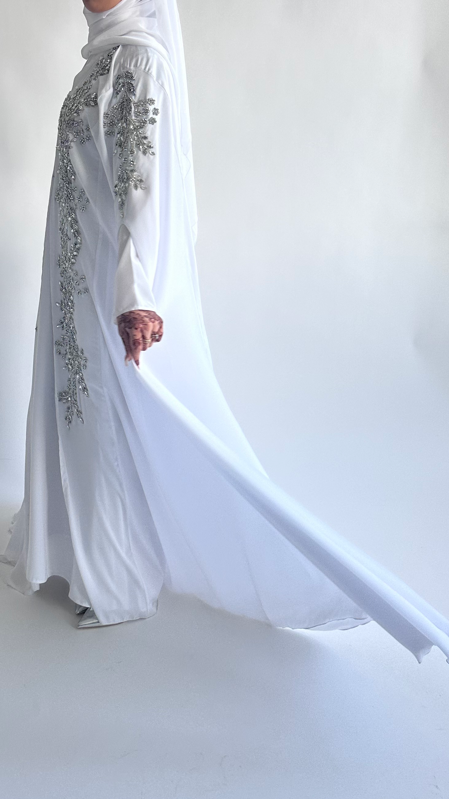 Aiza cape image 2