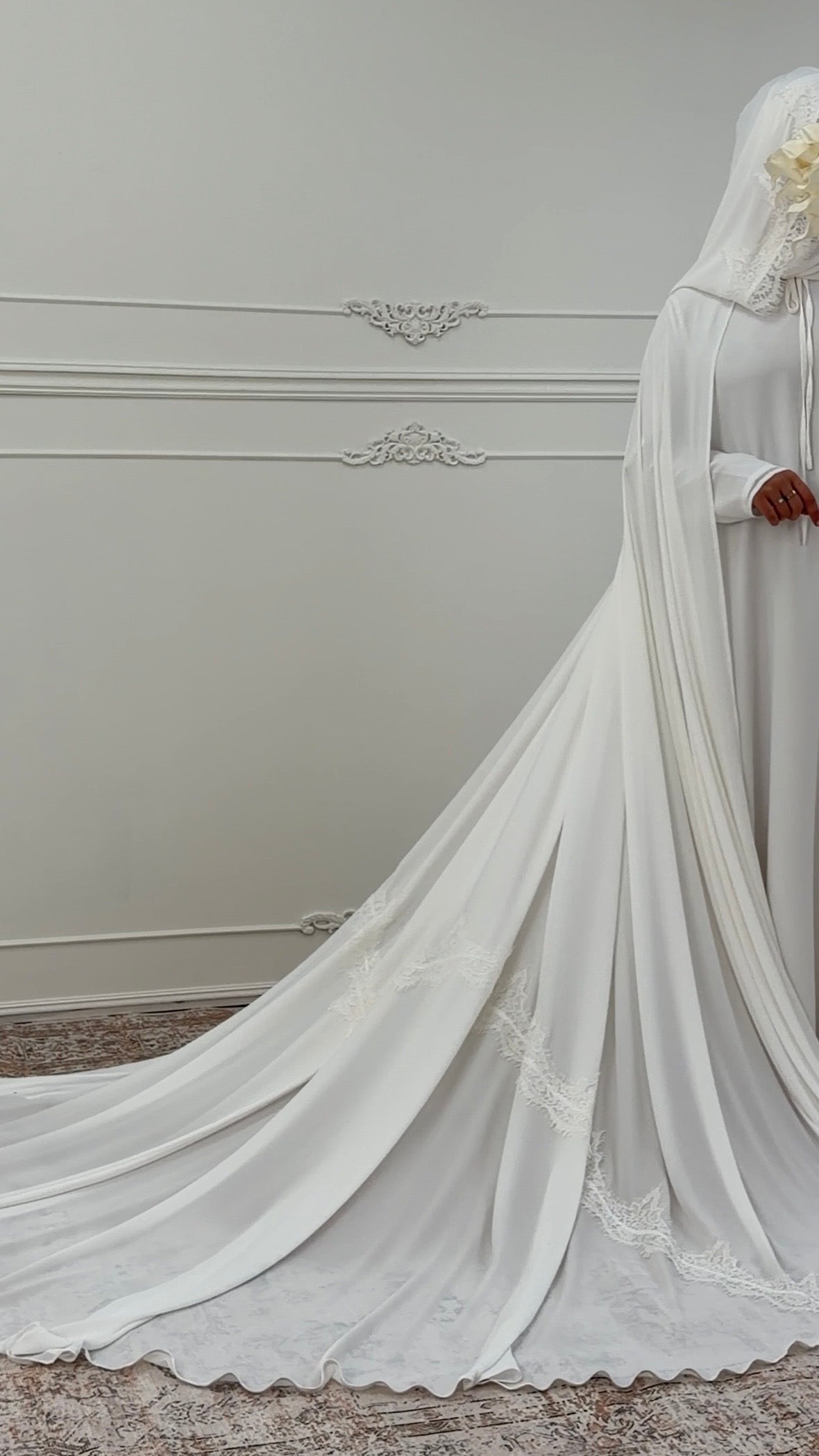 Lana cape