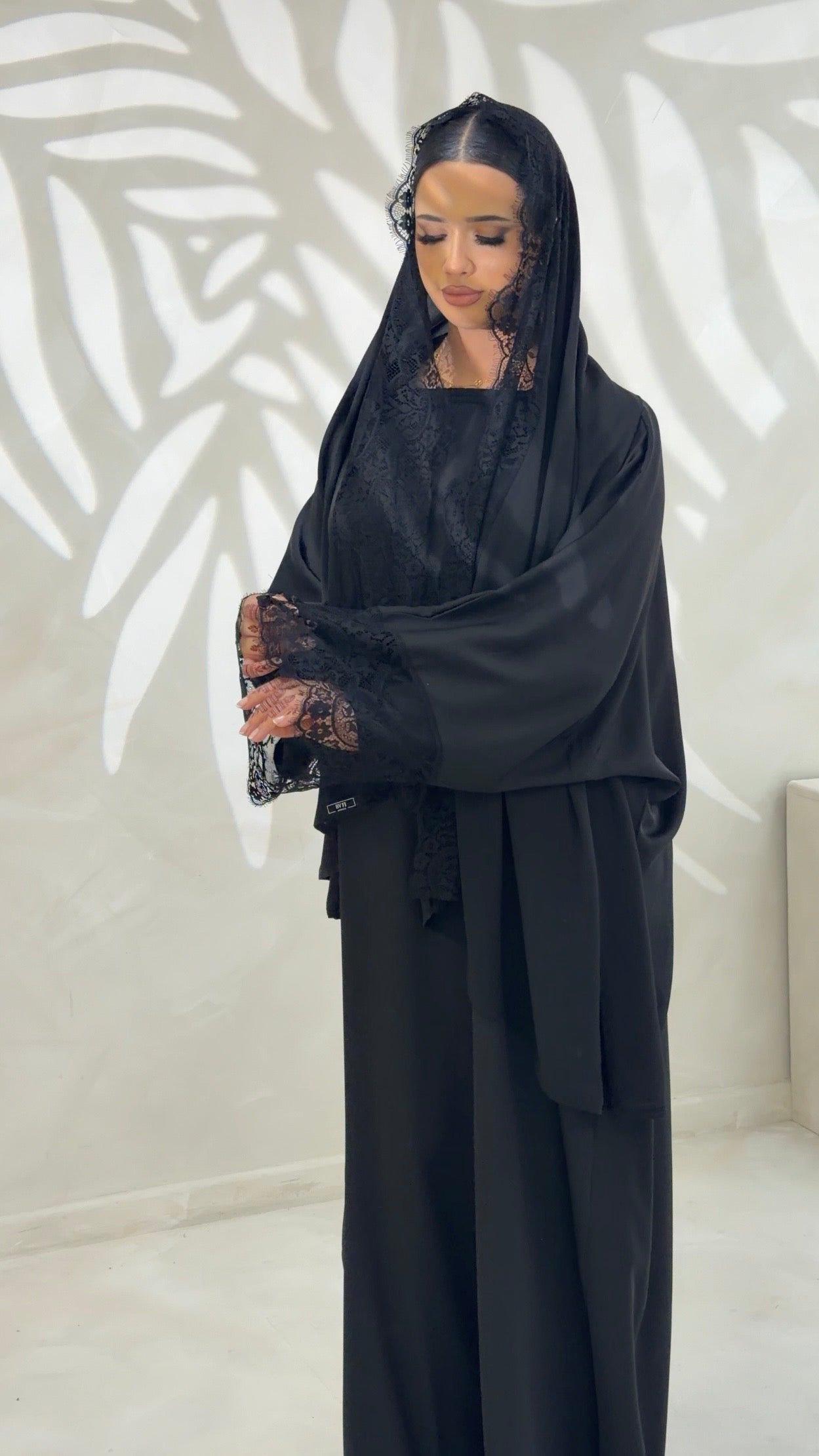 Laila ( Black lace)