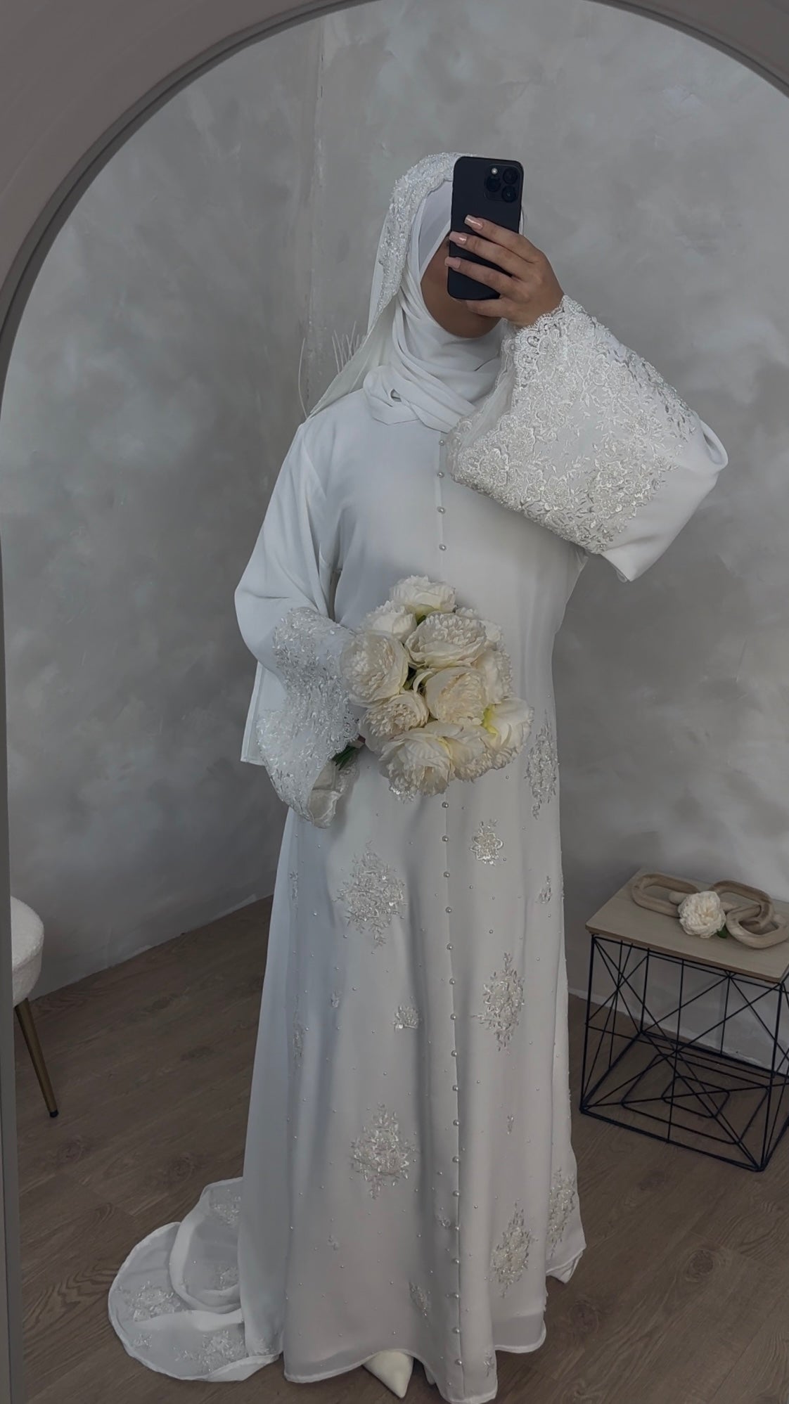Sereen closed  image 3