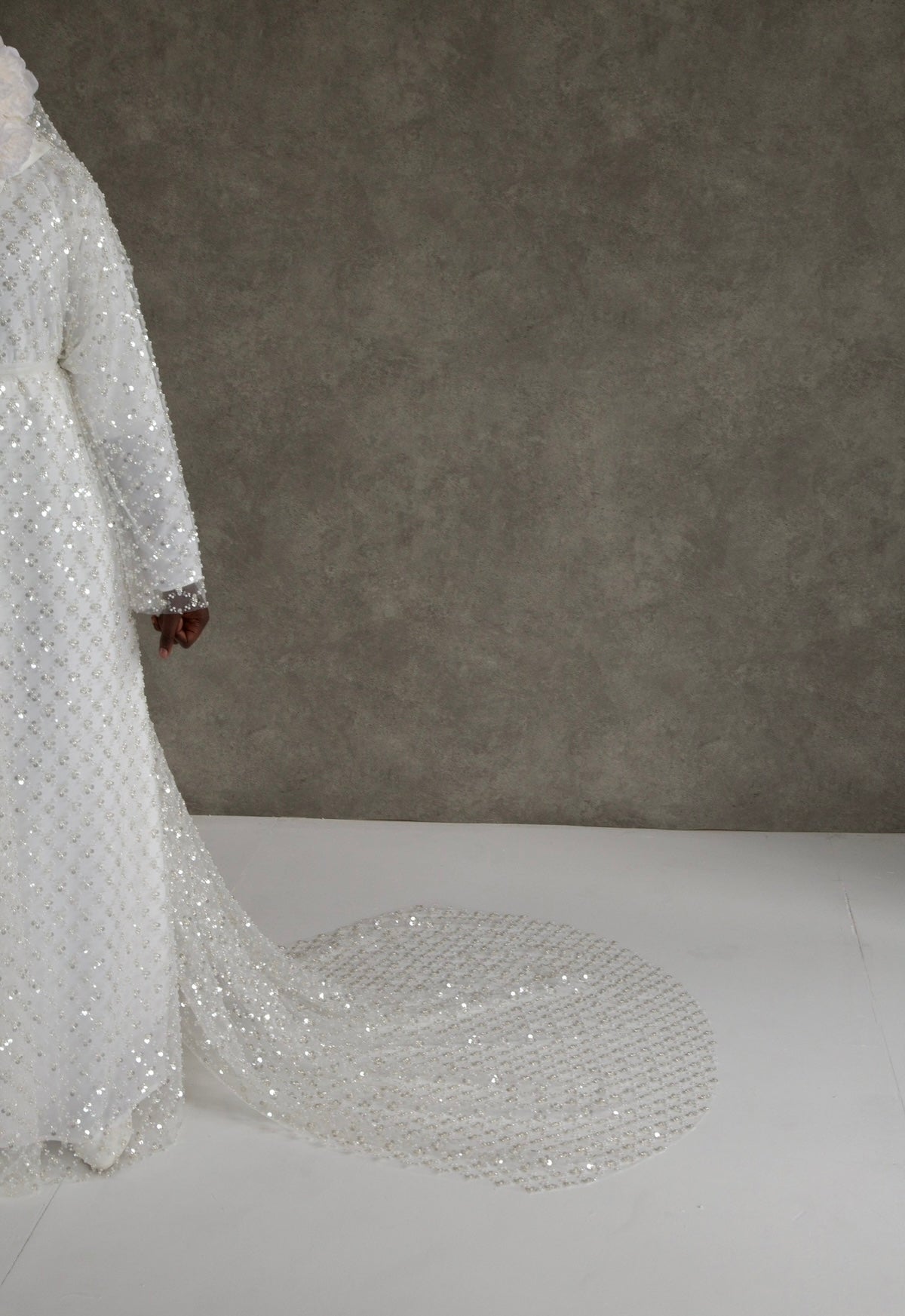Amira veil image 1